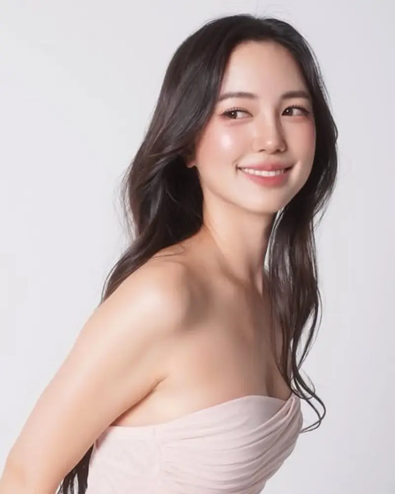 บัว นลินทิพย์ ภาพพอร์ตเทรตลุคหวาน
