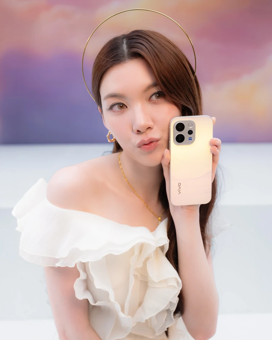ออม กรณ์นภัส ภาพโปรไฟล์ 2 อัปเดต 2026